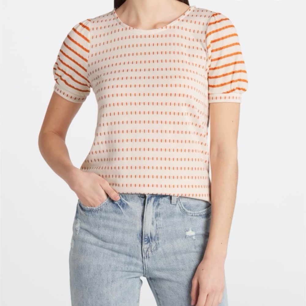 Pink Clover White and Orange Ruched Short Sleeve Knit Top